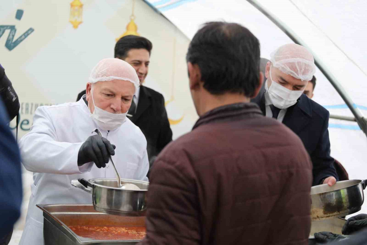 Büyükşehir’den 5 bin aileye Ramazan desteği