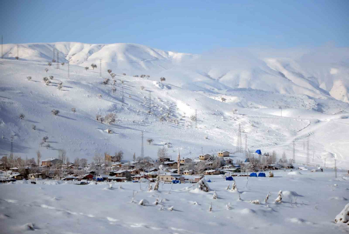 Erzurum için buzlanma, don ve çığ uyarısı