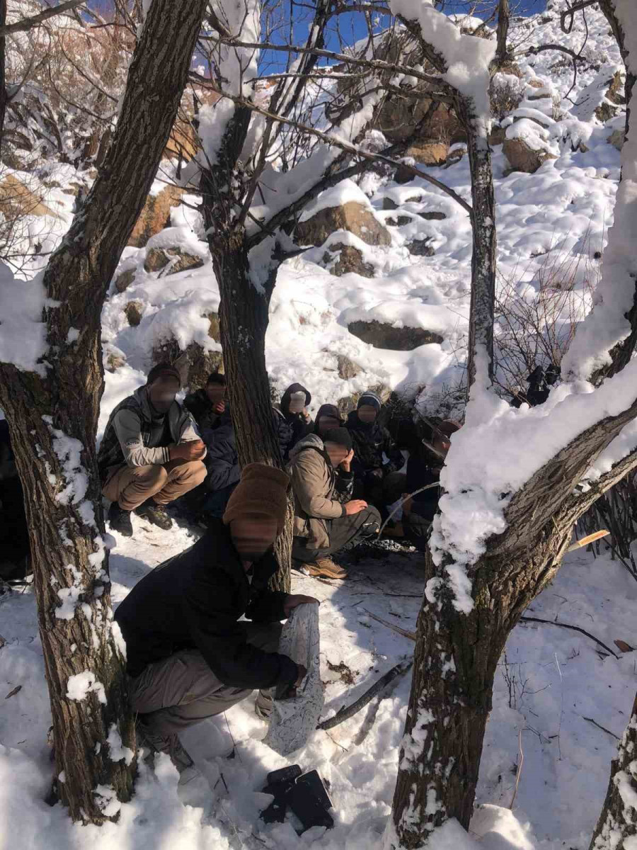 Pasinler'de Jandarmadan düzensiz göçmen operasyonu